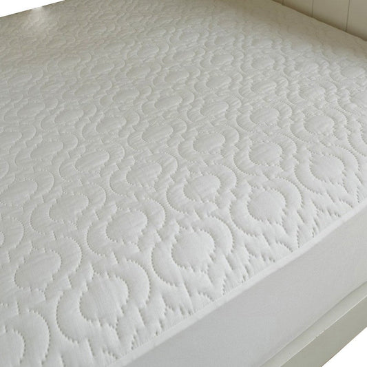 Waterproof Mattress Protector Lifestyle by Canadian