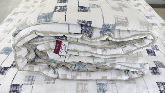 DUVET COVER I Combed Cotton I Lifestyle by Canadian T220 -Design: Lapis