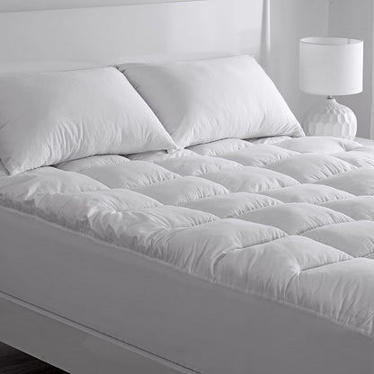 Lifestyle by Canadian Mattress Topper Lifestyle by Canadian
