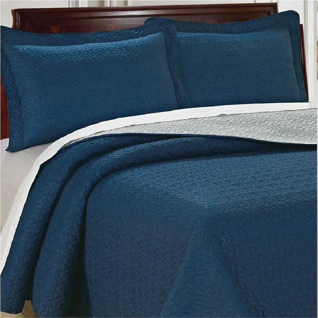 Bedspread [Reversible] Quilted Blanket Bed Cover Lifestyle by Canadian