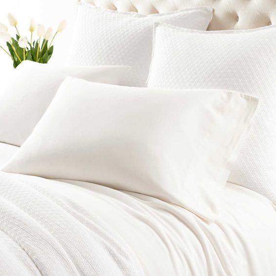Lifestyle USA 300Thread Count  Cotton Bedsheet Set_PLain-Snow Lifestyle by Canadian